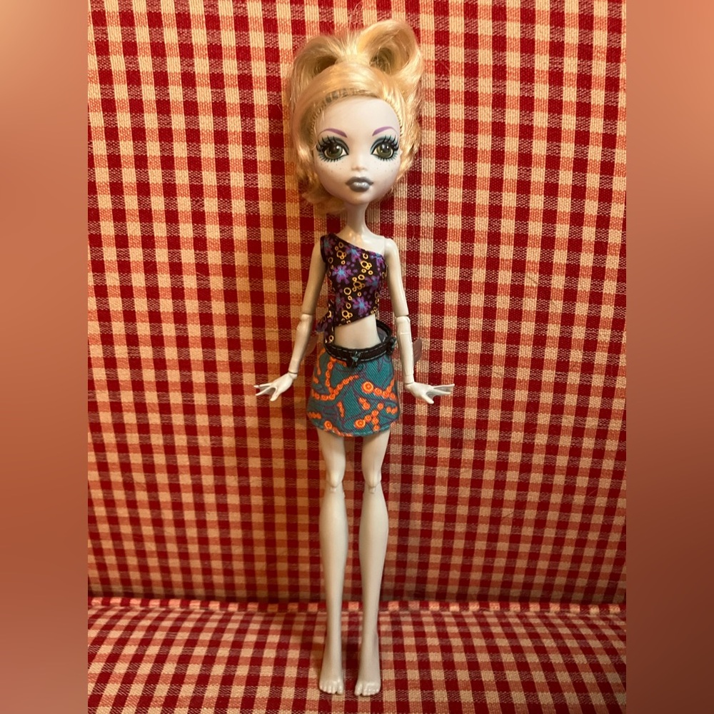 Monster High Lagoona Blue (Hydration Station Edition) - Picture 2 of 6